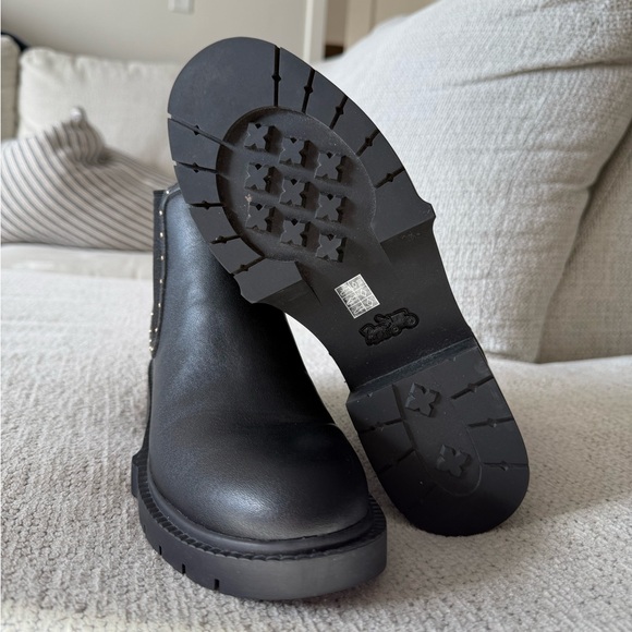 Coach Leather Chelsea Boot with Gold Studded Detail - Picture 4 of 8